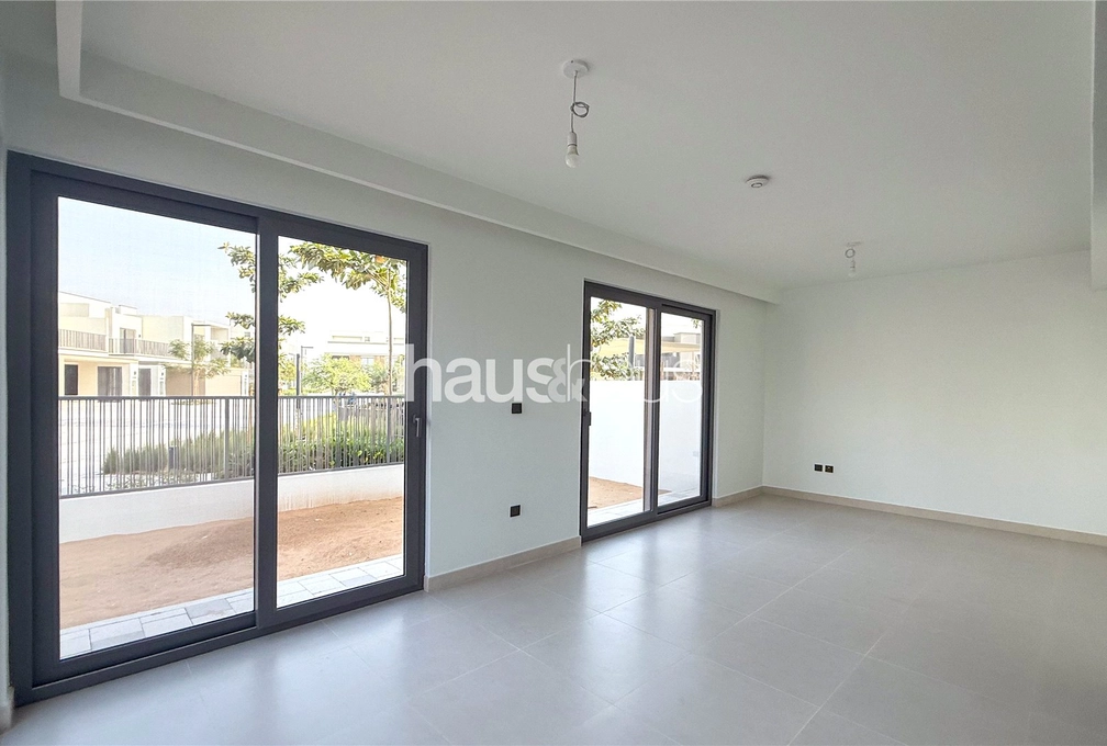 3 bedroom townhouse to rent - haus & haus