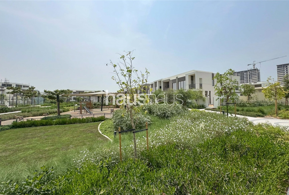 3 bedroom townhouse to rent - haus & haus