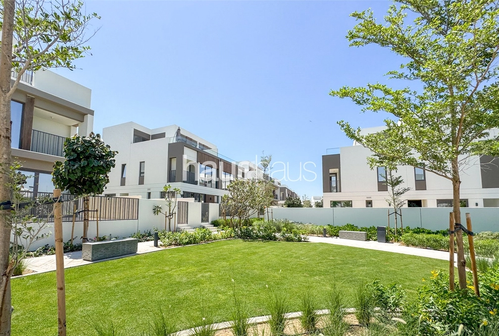 3 bedroom townhouse to rent - haus & haus