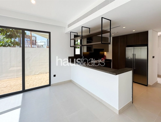 3 bedroom townhouse to rent - haus & haus