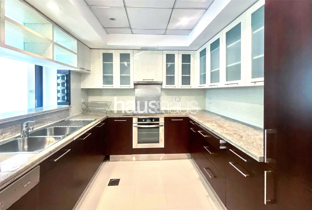 1 bedroom apartment for sale - haus & haus