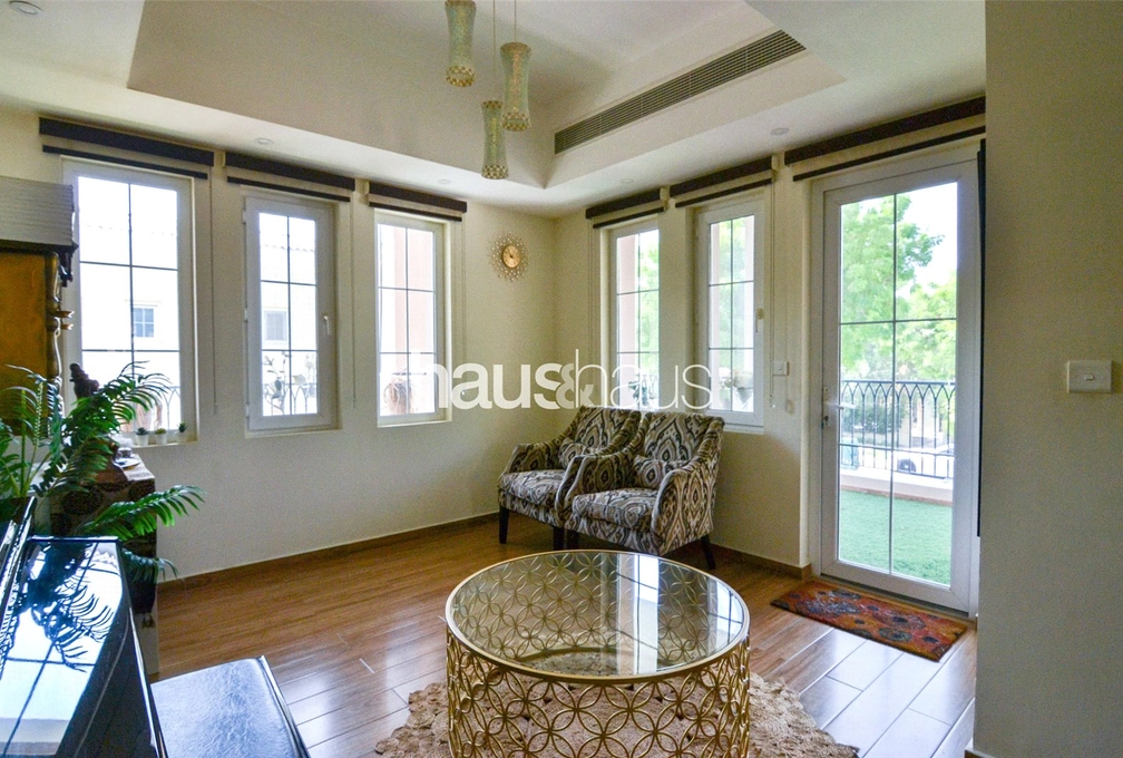 5 bedroom villa for sale - haus & haus