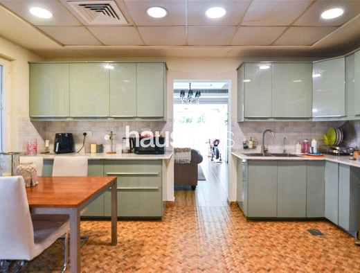 5 bedroom villa for sale - haus & haus