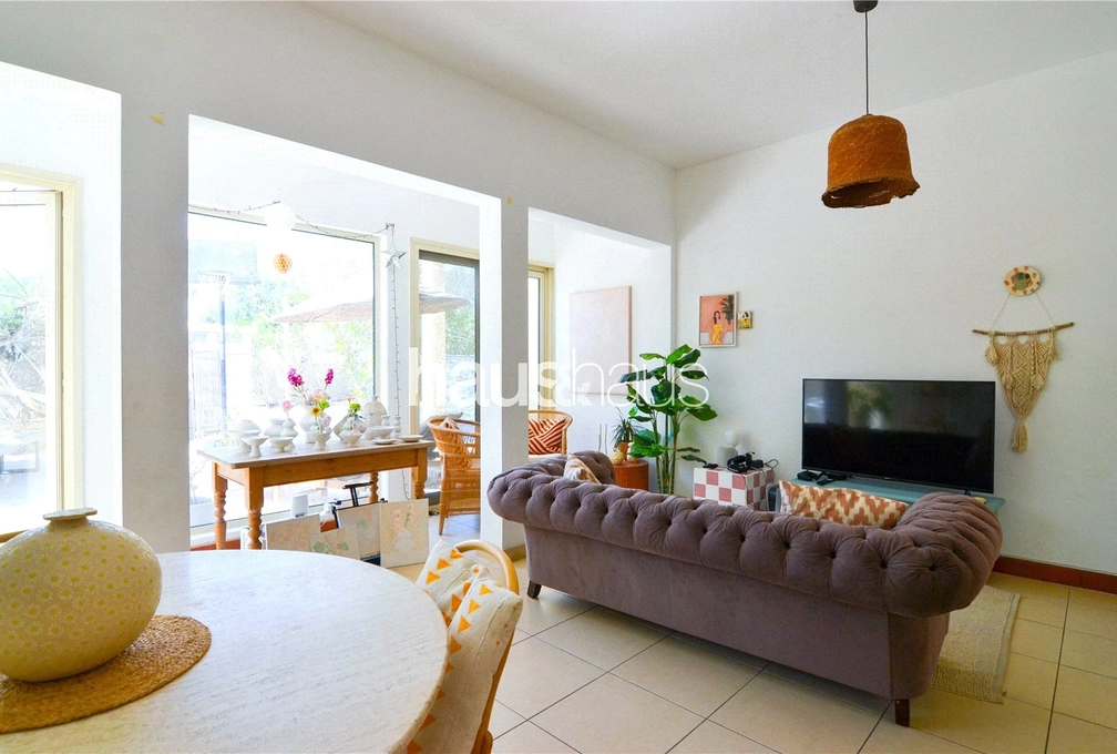 5 bedroom villa for sale - haus & haus