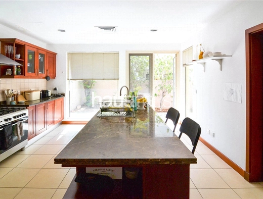 5 bedroom villa for sale - haus & haus