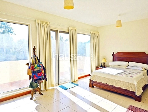 5 bedroom villa for sale - haus & haus