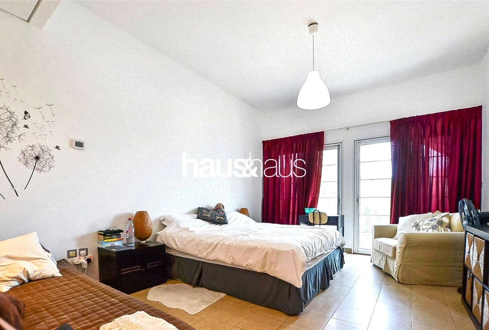 2 bedroom villa for sale - haus & haus