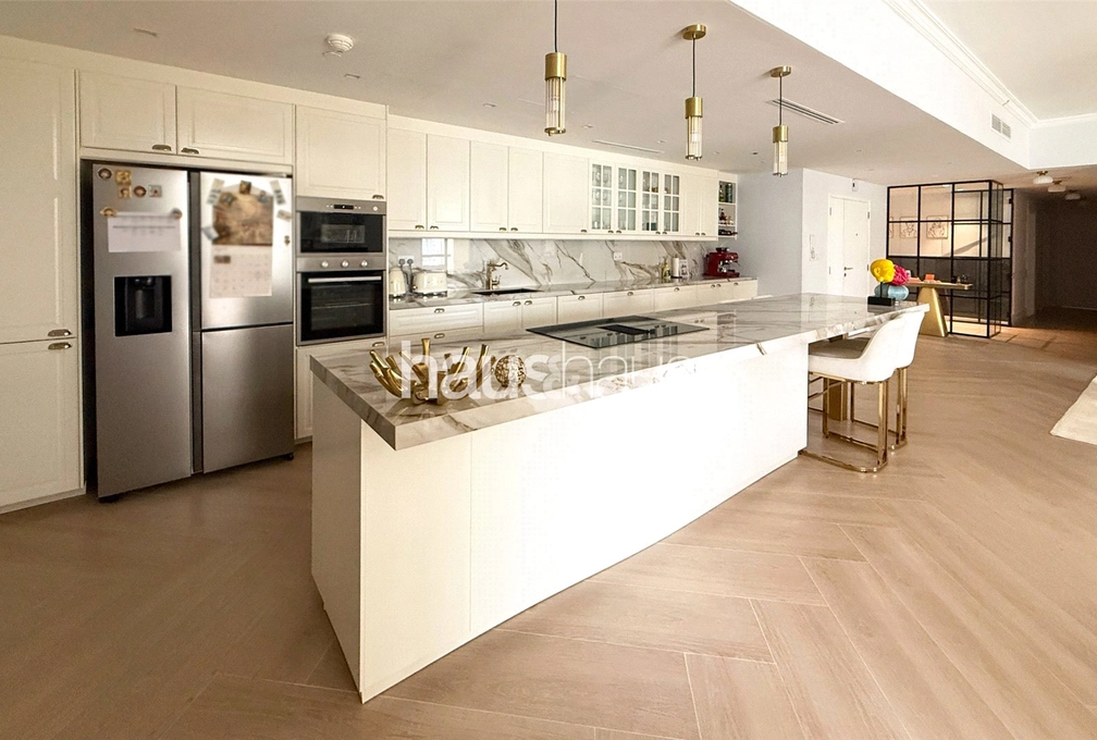 4 bedroom apartment for sale - haus & haus