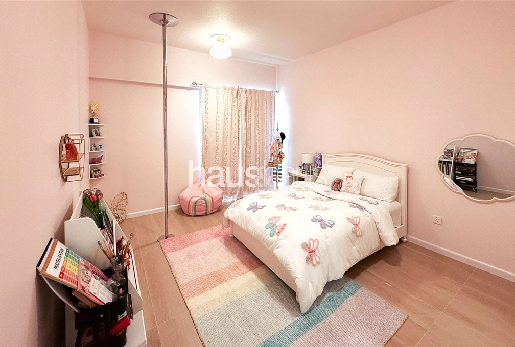 4 bedroom apartment for sale - haus & haus