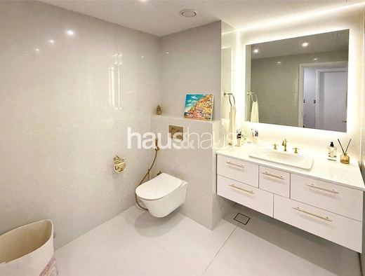4 bedroom apartment for sale - haus & haus