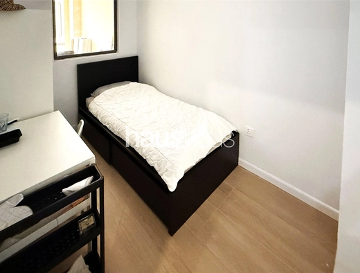 4 bedroom apartment for sale - haus & haus