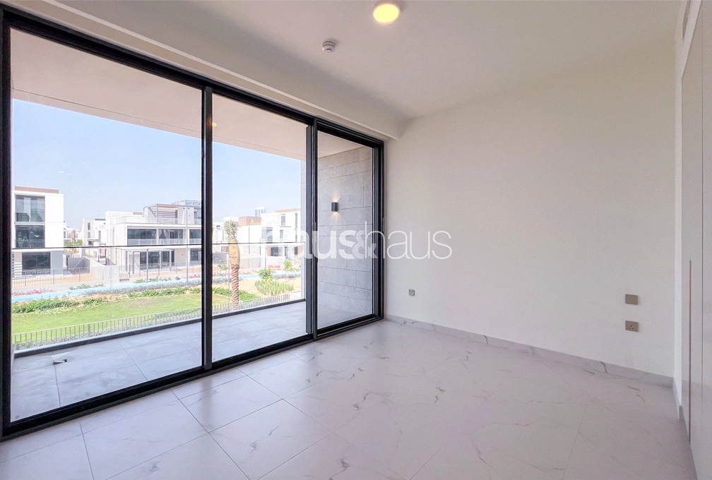 5 bedroom villa for sale - haus & haus