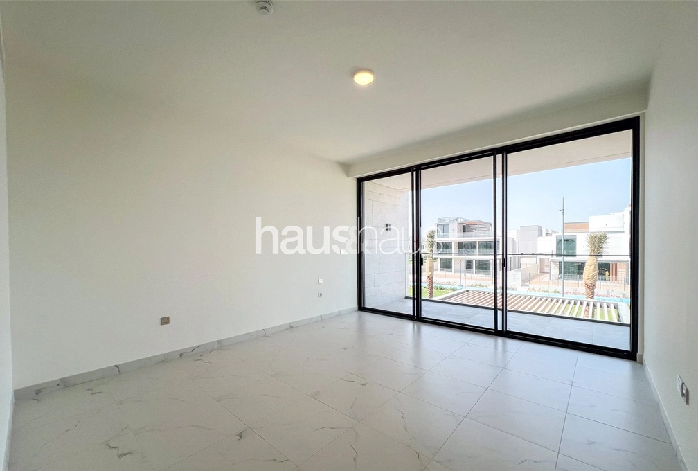 5 bedroom villa for sale - haus & haus