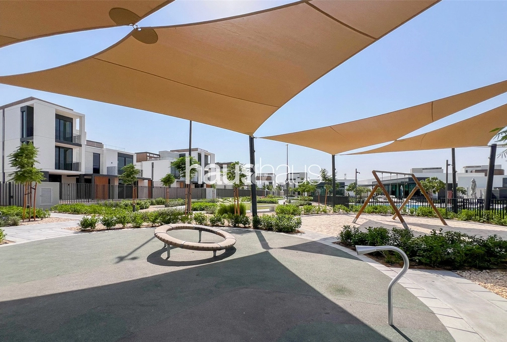 5 bedroom villa for sale - haus & haus