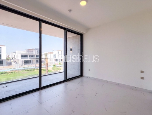 5 bedroom villa for sale - haus & haus