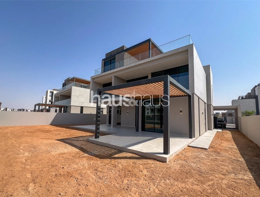 5 bedroom villa for sale - haus & haus