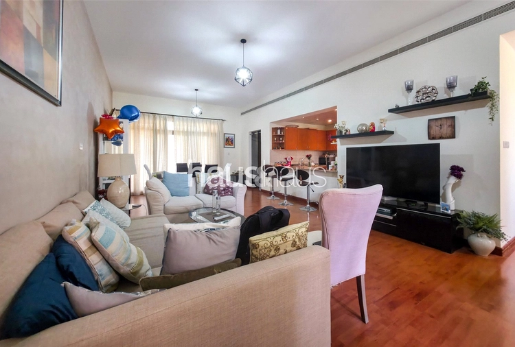 2 bedroom apartment to rent - haus & haus