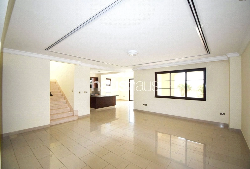 4 bedroom villa for sale - haus & haus