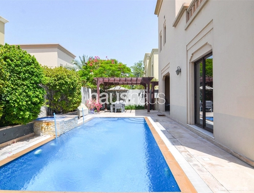 4 bedroom villa for sale - haus & haus