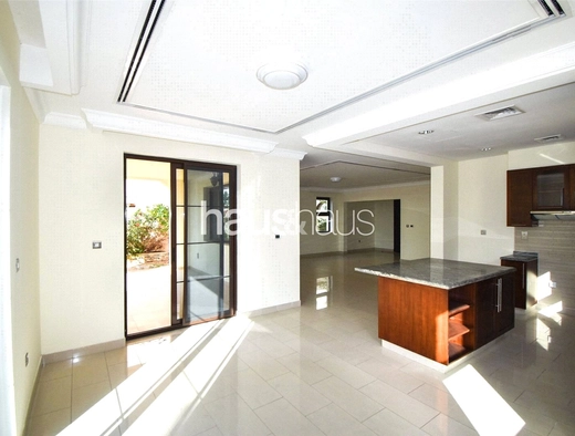 4 bedroom villa for sale - haus & haus