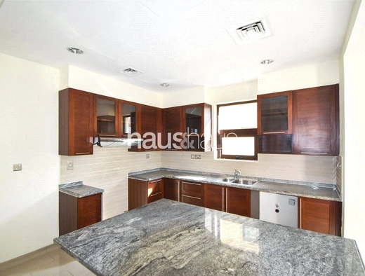 4 bedroom villa for sale - haus & haus