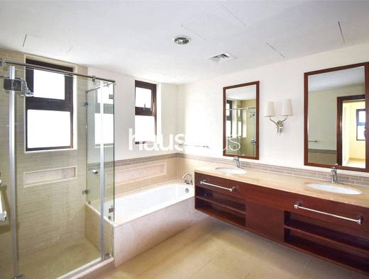 4 bedroom villa for sale - haus & haus