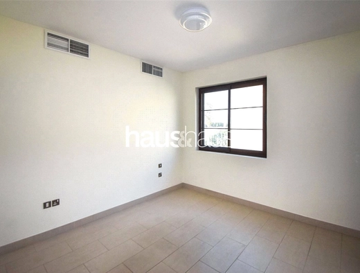 4 bedroom villa for sale - haus & haus