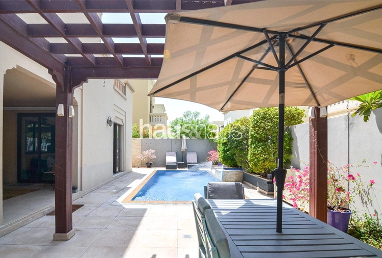 4 bedroom villa for sale - haus & haus