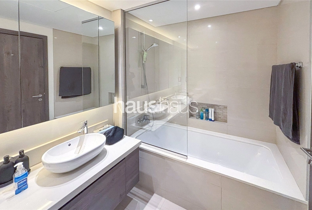 3 bedroom apartment for sale - haus & haus