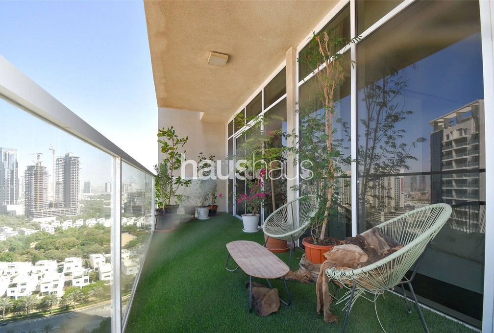 1 bedroom apartment for sale - haus & haus