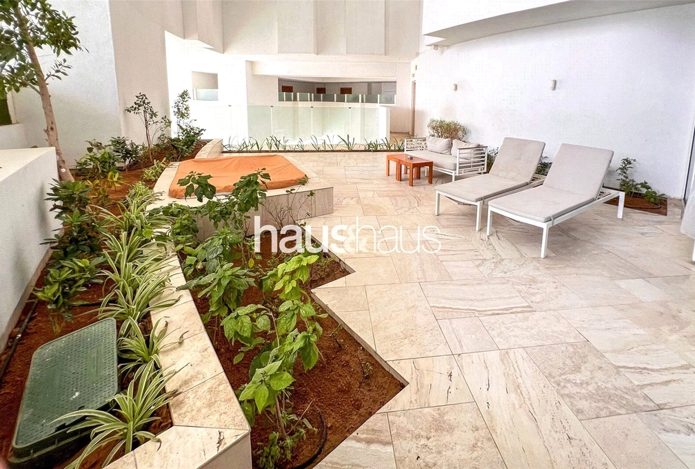 1 bedroom apartment for sale - haus & haus
