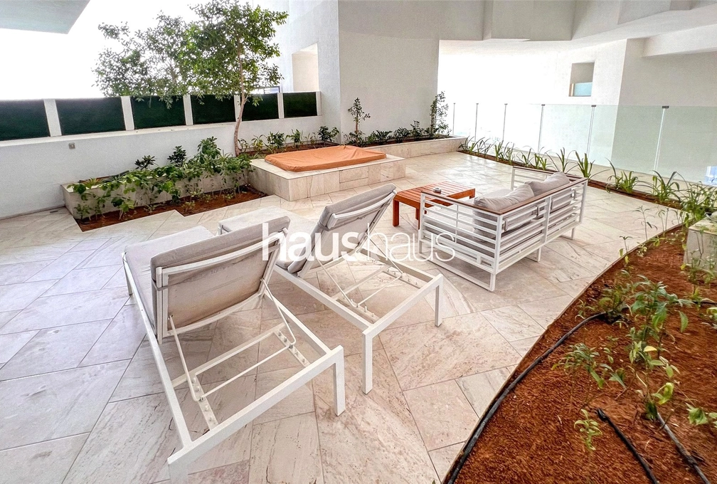 1 bedroom apartment for sale - haus & haus