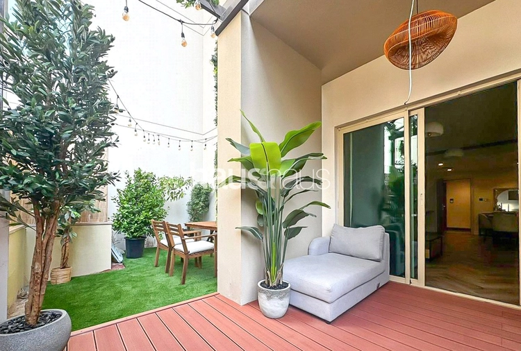 1 bedroom apartment for sale - haus & haus