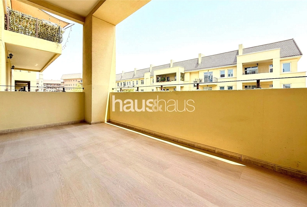 1 bedroom apartment for sale - haus & haus