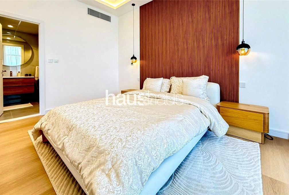 1 bedroom apartment for sale - haus & haus