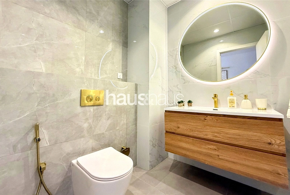 1 bedroom apartment for sale - haus & haus