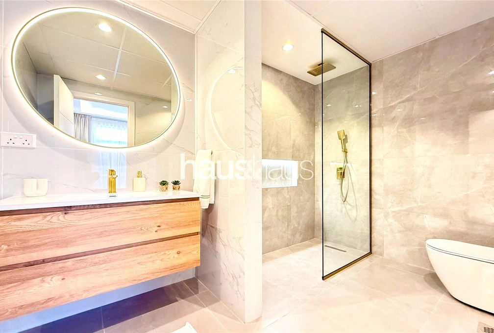 1 bedroom apartment for sale - haus & haus