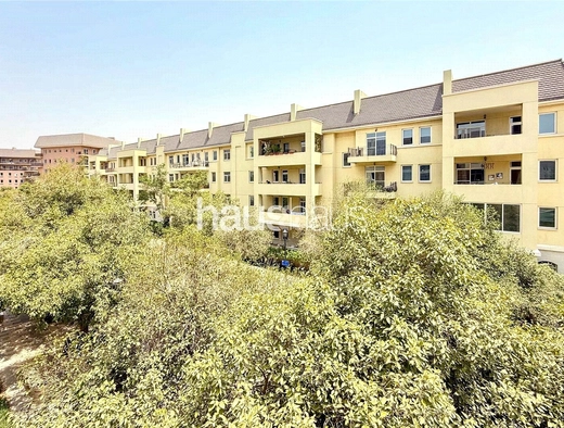 1 bedroom apartment for sale - haus & haus