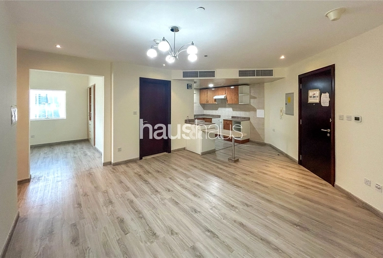 1 bedroom apartment for sale - haus & haus