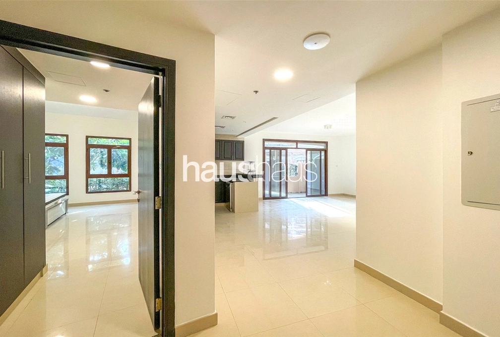 1 bedroom apartment for sale - haus & haus