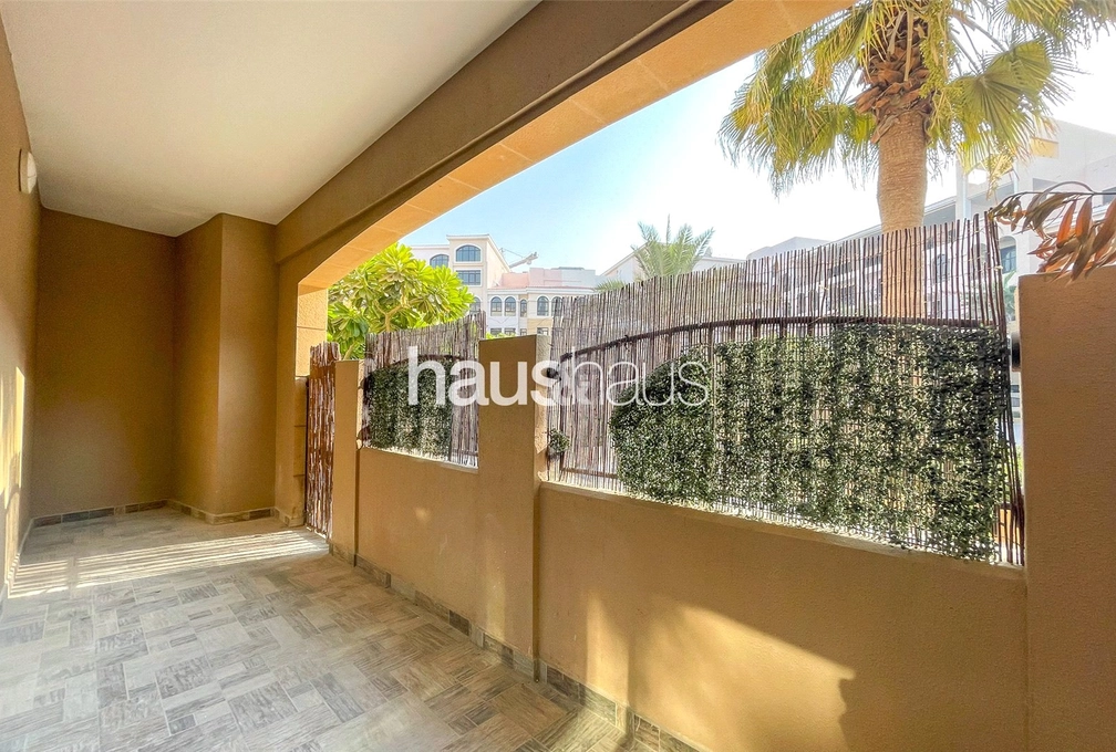 1 bedroom apartment for sale - haus & haus