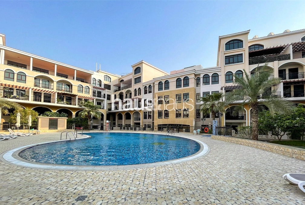 1 bedroom apartment for sale - haus & haus