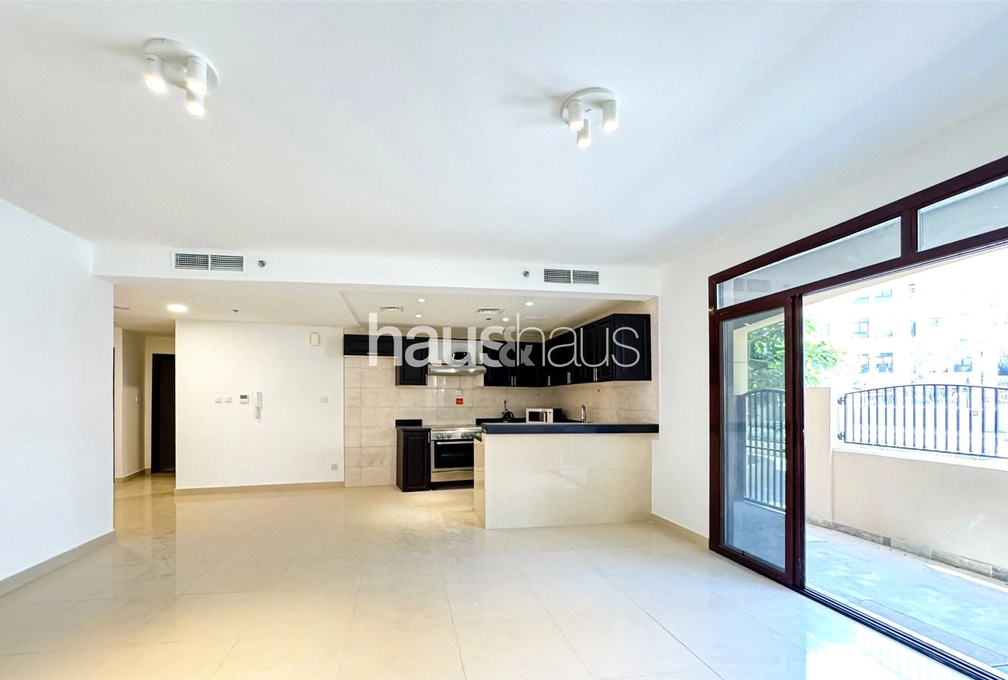 1 bedroom apartment for sale - haus & haus