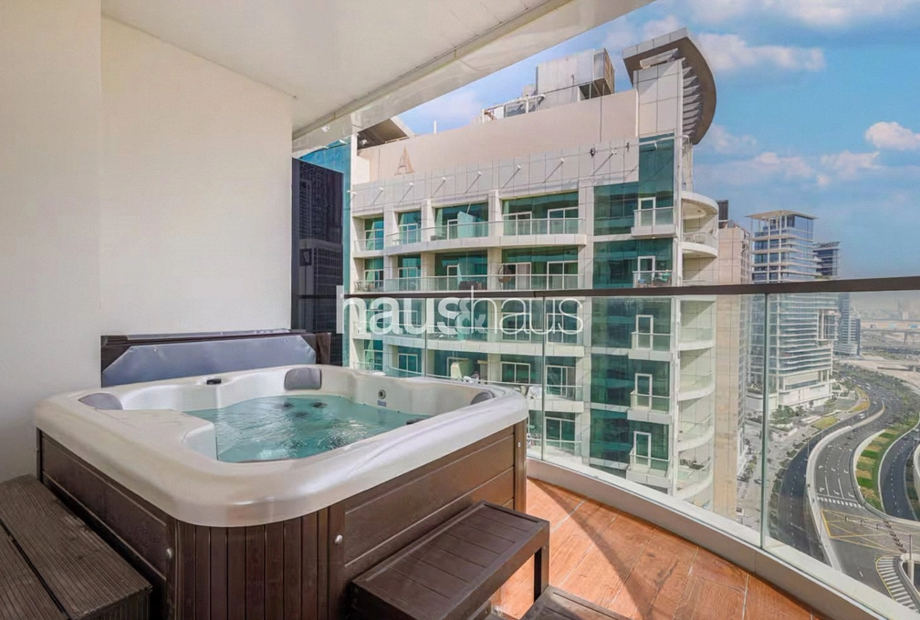 1 bedroom apartment for sale - haus & haus