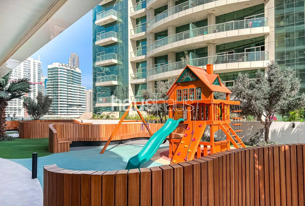 1 bedroom apartment for sale - haus & haus