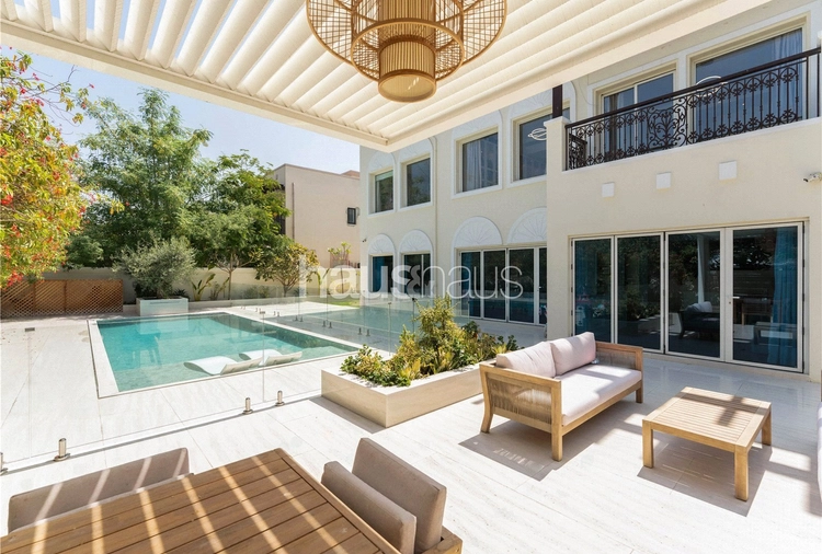 5 bedroom villa for sale - haus & haus