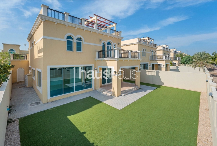 4 bedroom villa for sale - haus & haus