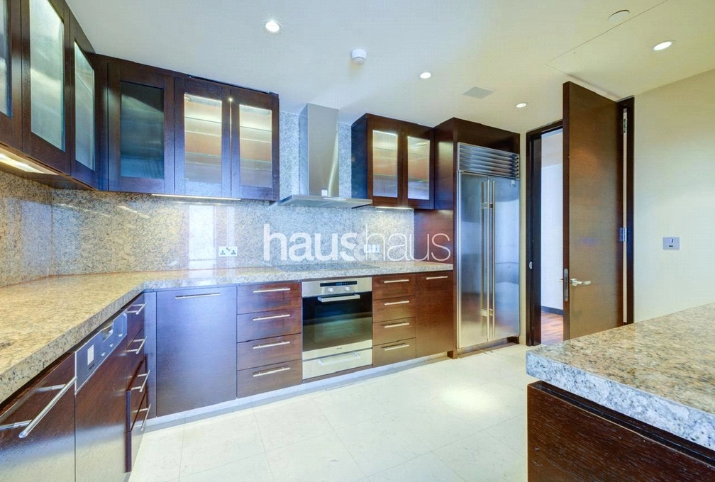 4 bedroom apartment for sale - haus & haus