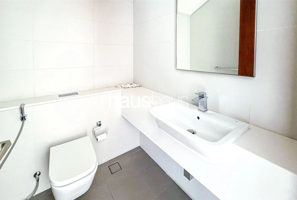 4 bedroom apartment for sale - haus & haus