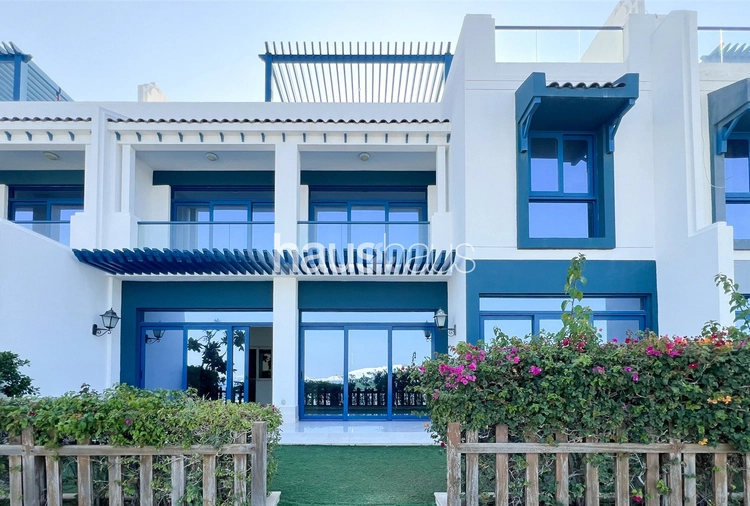 5 bedroom townhouse to rent - haus & haus